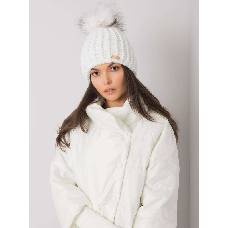 RUE PARIS Biela pletená čiapka JK-SK-33.17-white 57953617