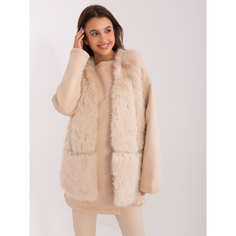 ITALY MODA Béžová chlpatá kožúšková vesta AT-KZ-2368.00P-beige 57953457