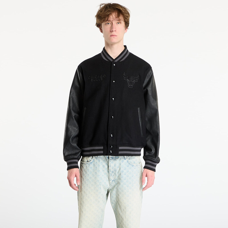 Bunda New Era NBA Chicago Bulls Tonal Patch Varsity Jacket UNISEX 66248027