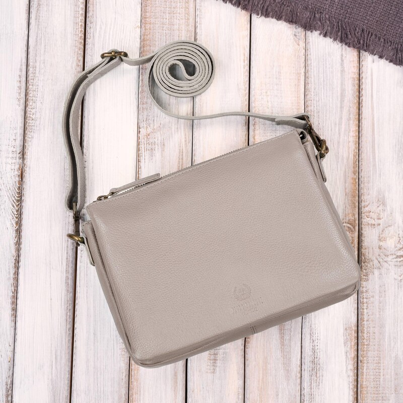 Paolo Peruzzi Dámska kožená taška cez rameno kompaktná | krémová IM-04 66248225