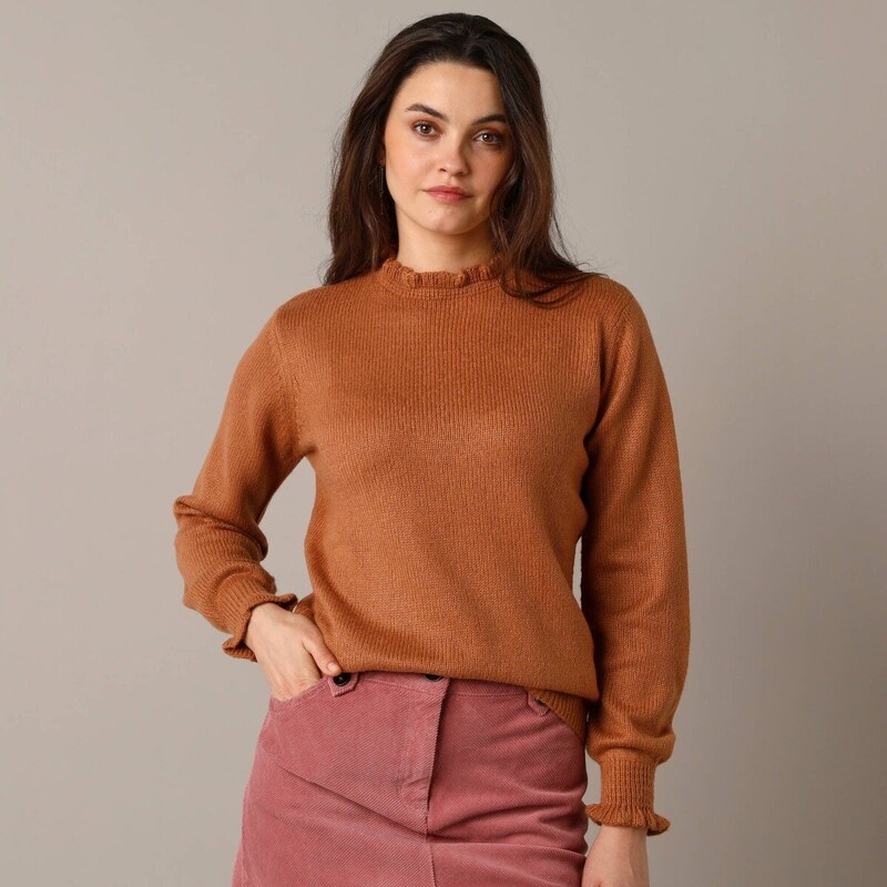 Pulóver so stojačikom a volánikmi karamelová 054 Blancheporte 66388773