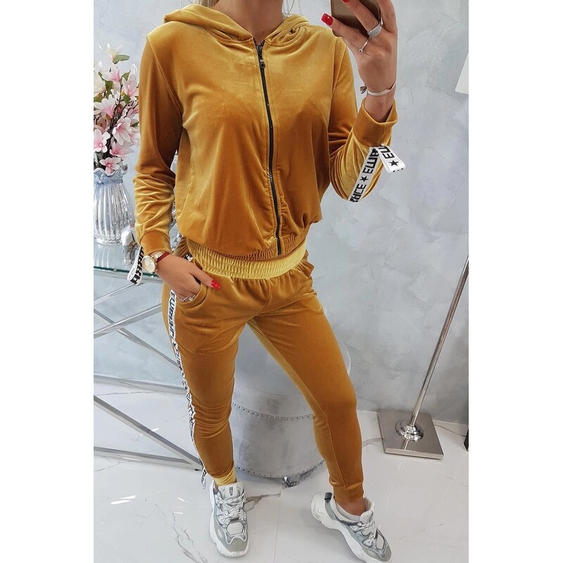 Kesi Velúrová súprava s ozdobnými stuhami červená 67048833