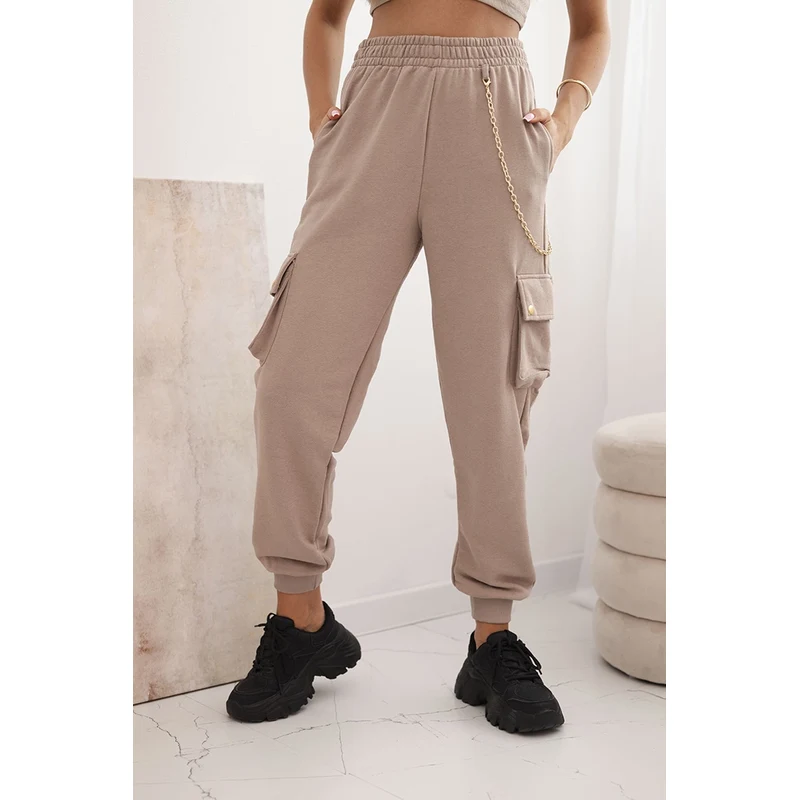 Kesi Dámske béžové cargo nohavice s vreckami a retiazkou 66469305