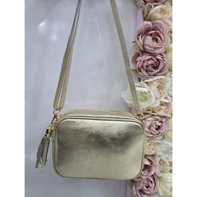 E-shop Katrins Fashion Zlatá kožená crossbody kabelka Grosso