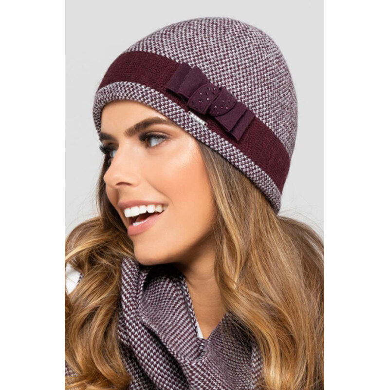 Kamea Bordová elegantná zimná dámska čiapka Katalonia, Farba bordová 66532388