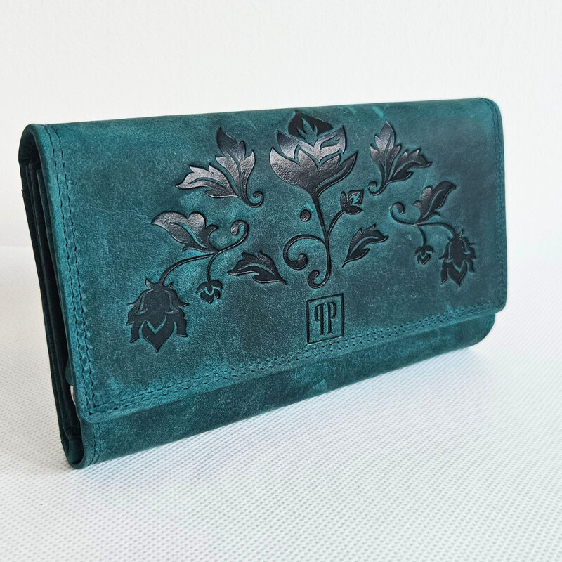 Paolo Peruzzi Zelená kožená dámska peňaženka ANIKA 66572019