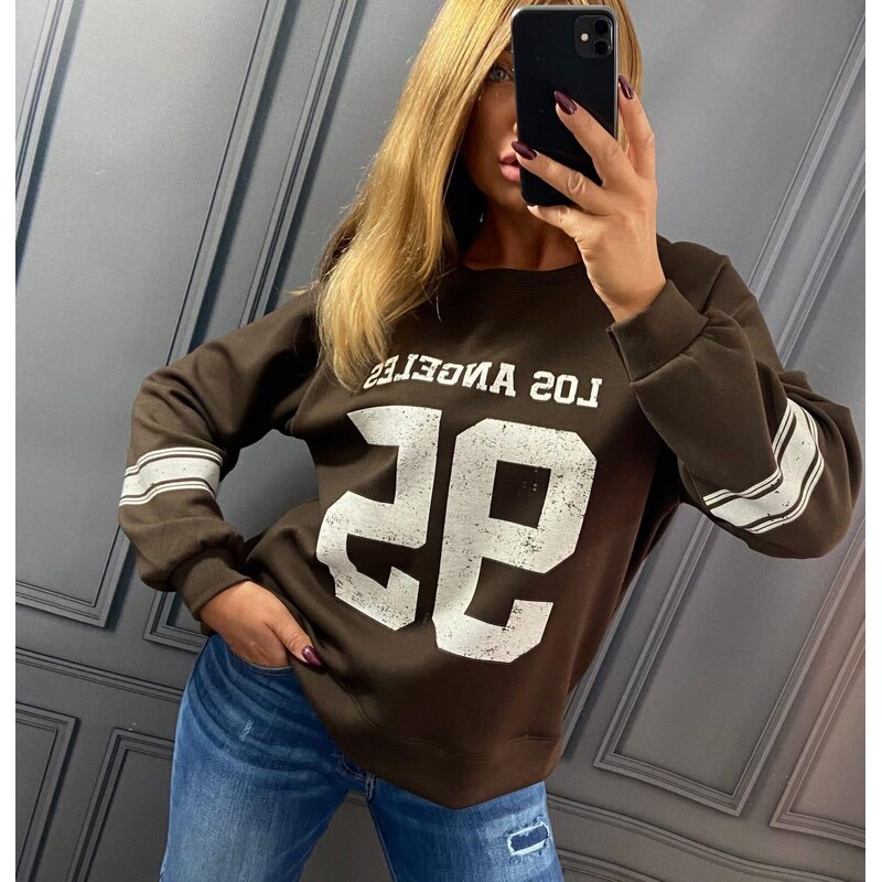 Mikina s číslom a nápisom Los Angeles čokoládovo hnedá 66576229