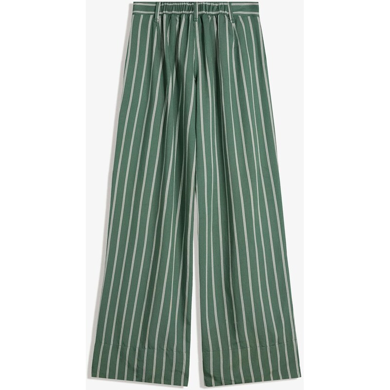 Bershka Plisované nohavice tmavozelená / biela 65886647