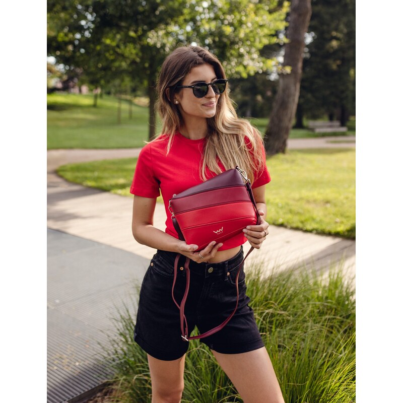 Vuch Dámska crossbody kabelka Coalie Striped Red 66591787