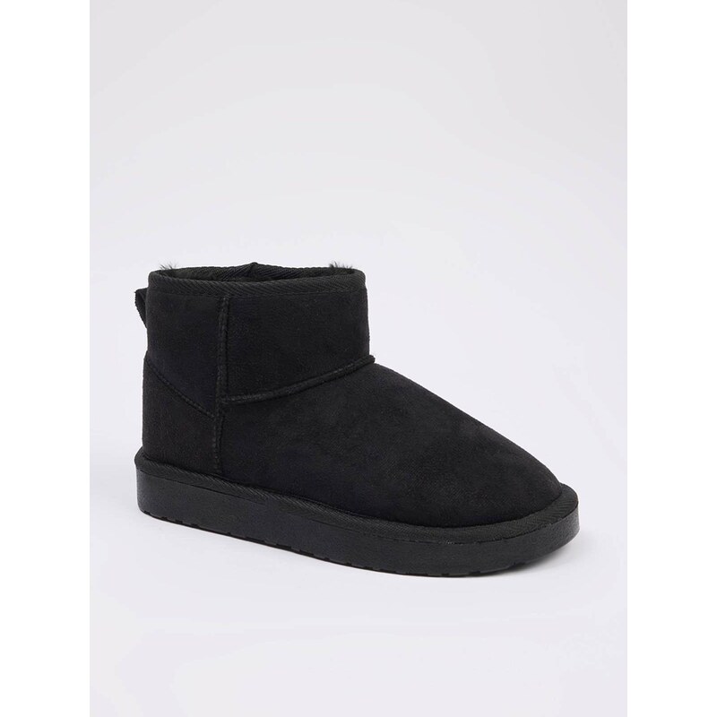 Trendyol Nízke čižmy čierna 66622572