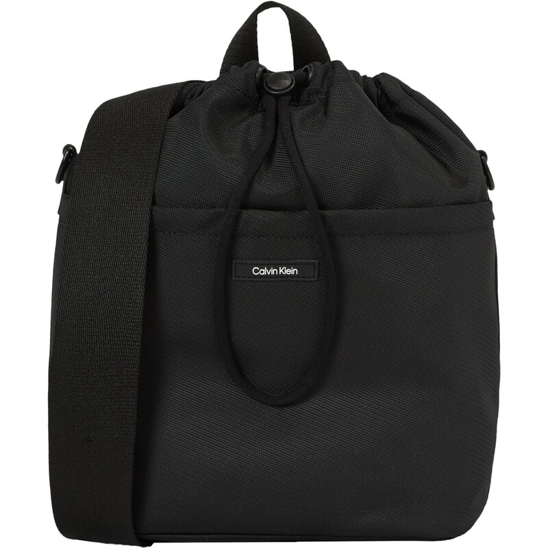 Calvin Klein Taška cez rameno Essential čierna 66834015