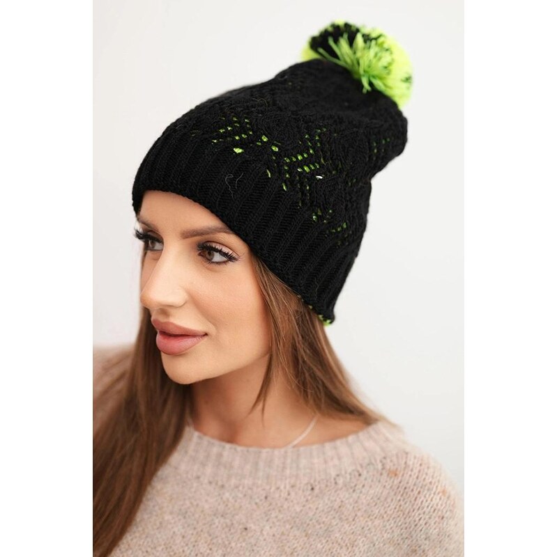 MladaModa Dámska čiapka s ozdobným vzorom a brmbolcom model K467 66882707