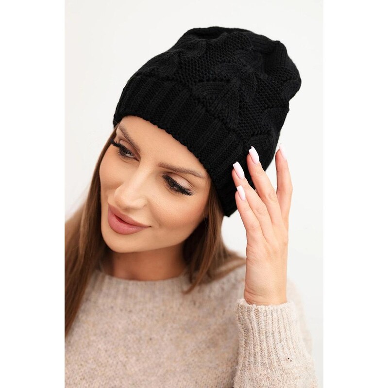 MladaModa Dámska čiapka so štruktúrovaným vzorom model K432 čierna 66882729