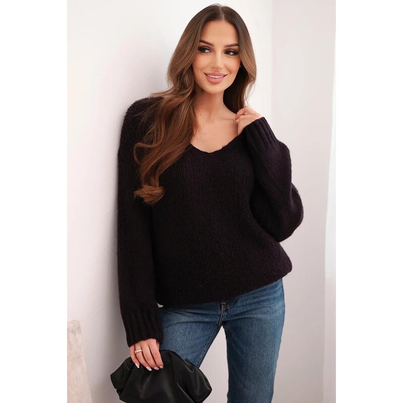 MladaModa Sveter so srdiečkovým výstrihom model IT113 tmavý fialový 66891528