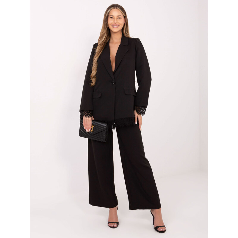 Italy Moda Čierne sako s čipkovanými detailmi 66894485