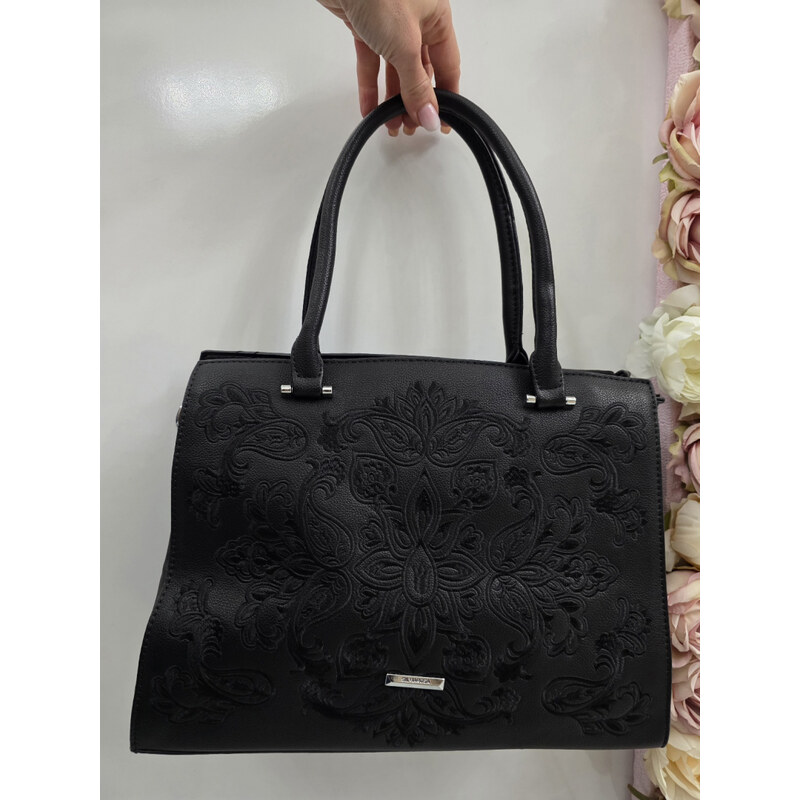 E-shop Katrins Fashion Čierna elegantná kabelka do ruky Silvia