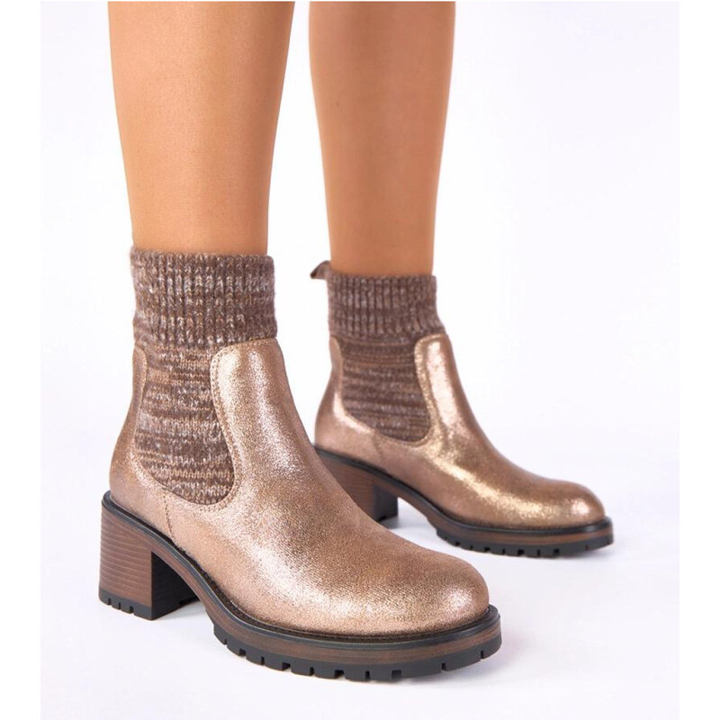 Topánky na podpätku model 222349 Solea 67262386