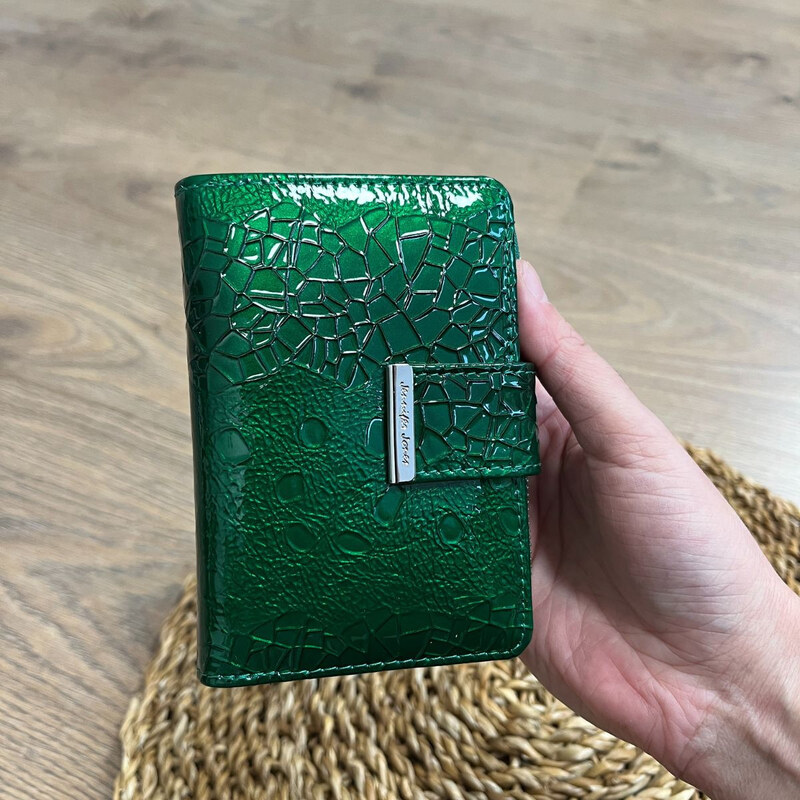 Jennifer Jones Dámska kožená peňaženka zelená FLAVIA 66964704