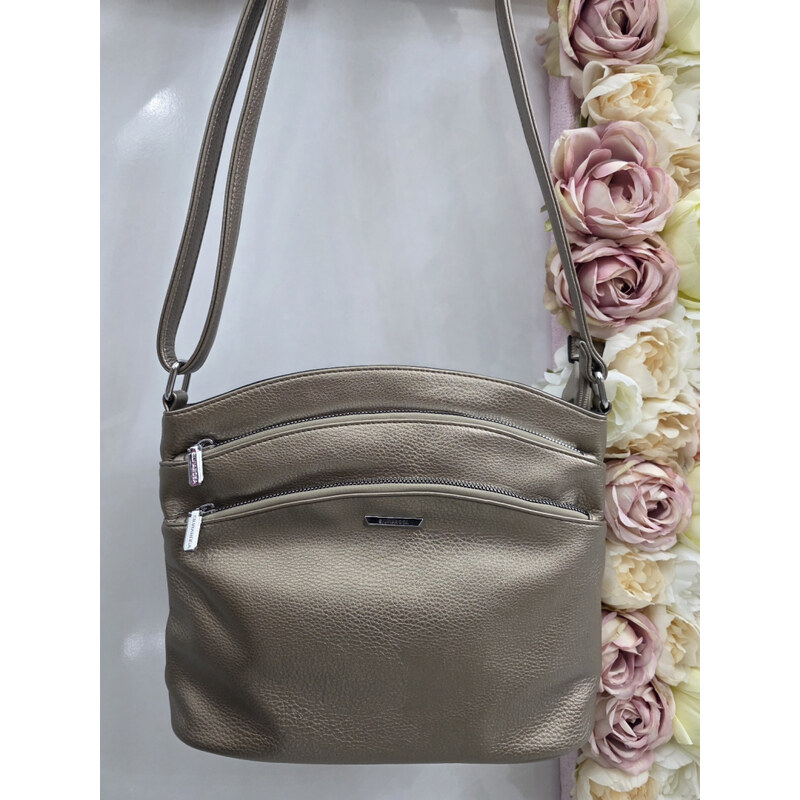 E-shop Katrins Fashion Metalická crossbody kabelka Siliva Rosa