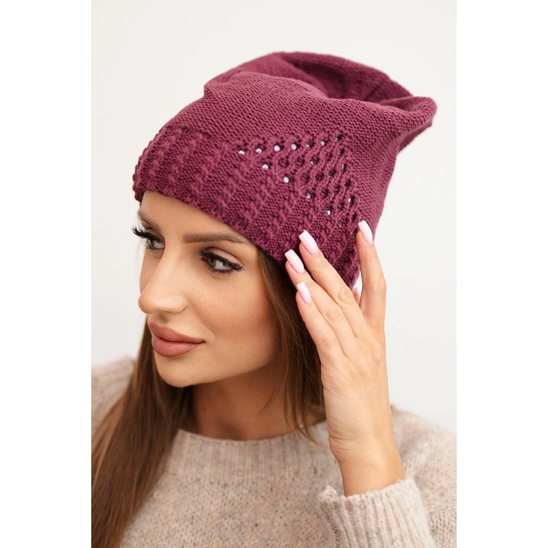 Kesi Dámska zimná čiapka s ozdobným vzorom a kamienkami 67038818