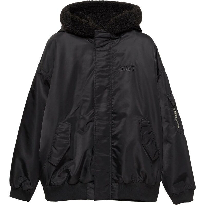 Pull&Bear Prechodná bunda čierna 67039259