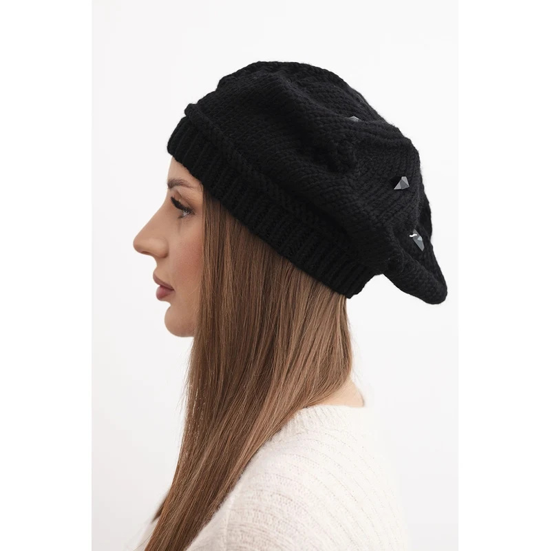 Kesi Dámska zimná vlnená čiapka s dekoratívnymi kryštálmi 67086081