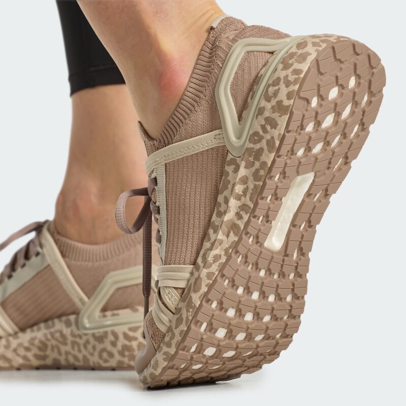 Tenisky adidas by Stella McCartney Ultraboost DNA 67090781