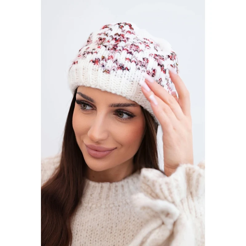 Kesi Dámska zimná čiapka s dekoratívnymi kryštálmi 67182377