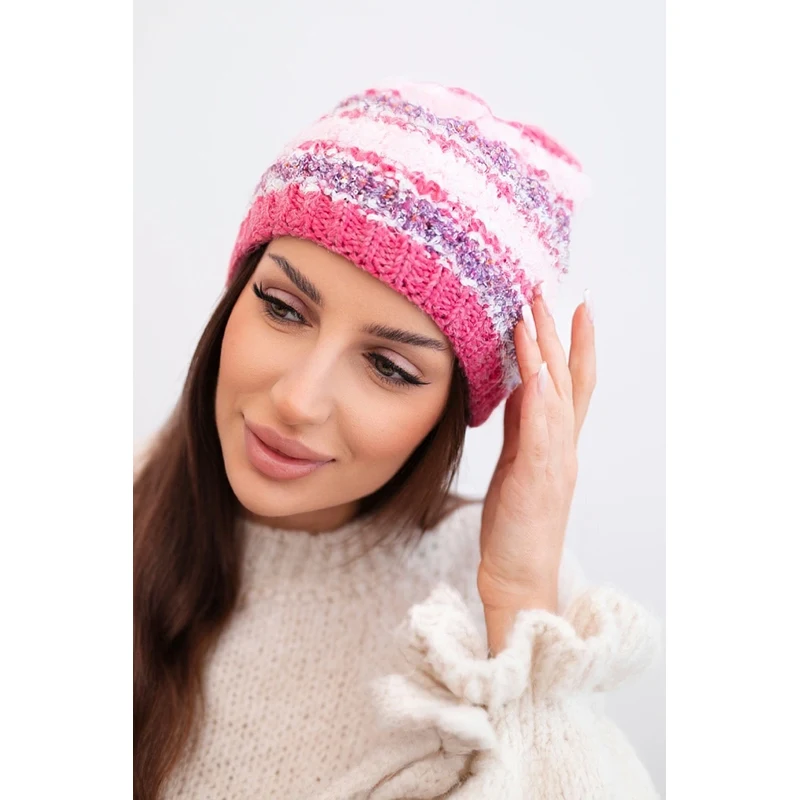 Kesi Dámska zimná čiapka s dekoratívnymi kryštálmi 67182397