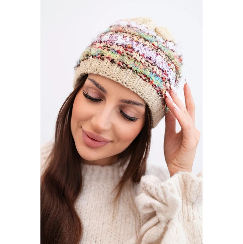 Kesi Dámska zimná čiapka s dekoratívnymi kryštálmi 67182409