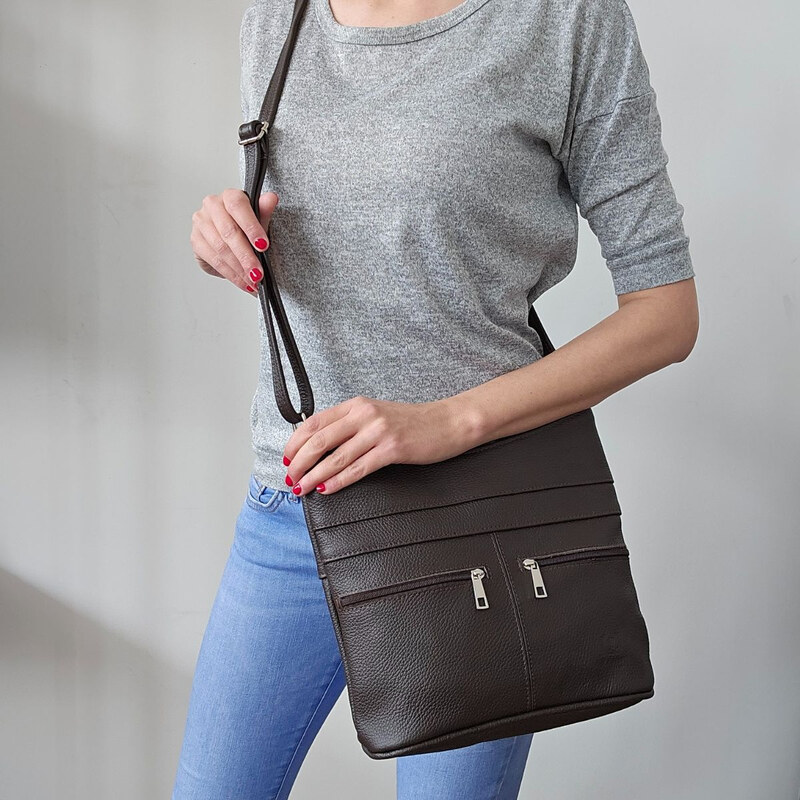 Paolo Peruzzi Kožená dámska hnedá crossbody kabelka PALOMA 66572307