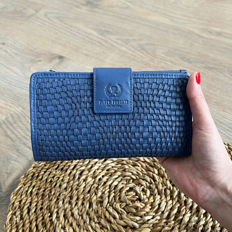 Paolo Peruzzi Dámska kožená peňaženka tmavomodrá DESIRE 67190412