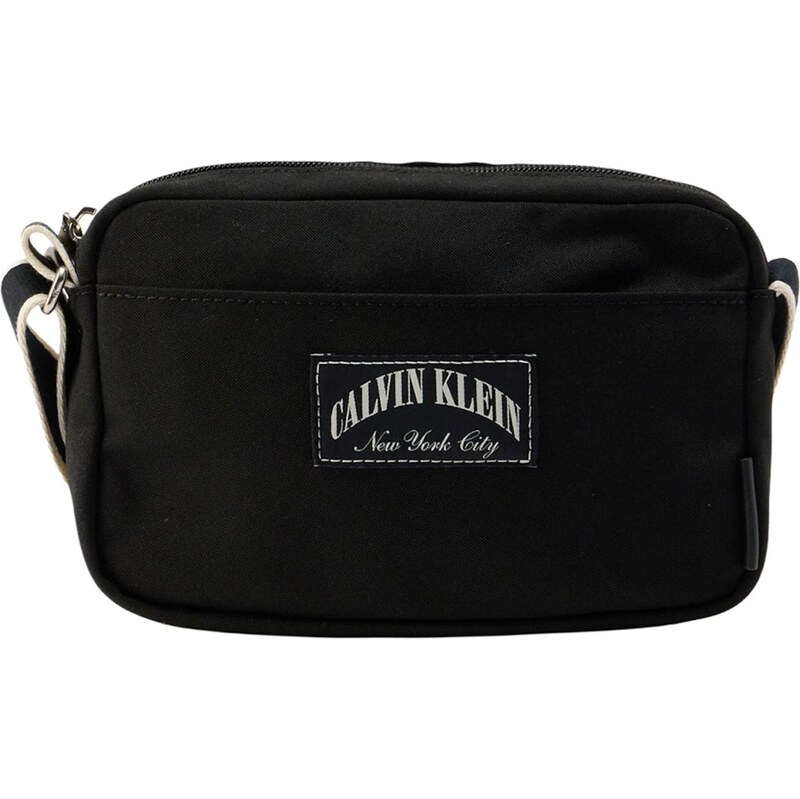 Calvin Klein Taška cez rameno čierna / biela 67237572
