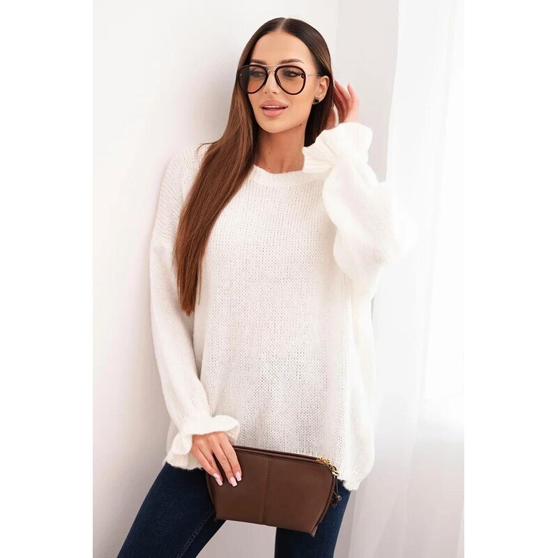 MladaModa Sveter s voľným strihom so zdobenými rukávmi model IT111 67282478