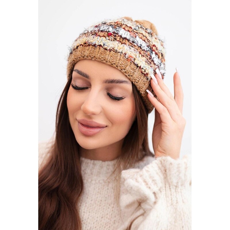 MladaModa Dámska čiapka s farebnou priadzou a elastickým sťahovaním 67292568