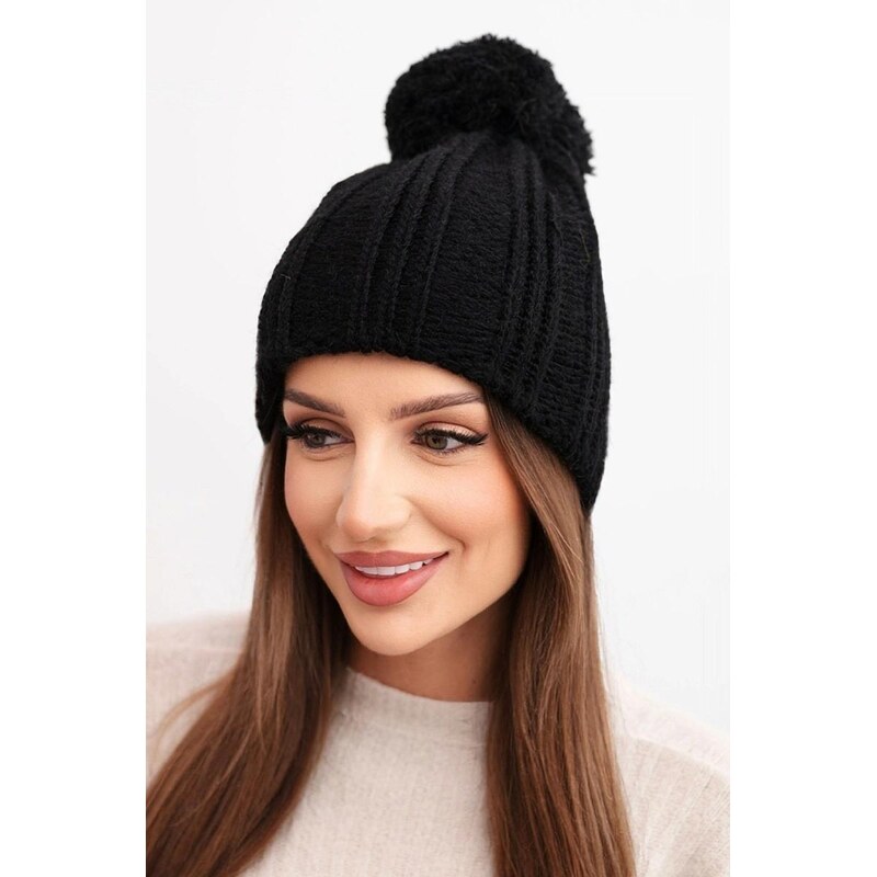 MladaModa Dámska čiapka s brmbolcom Idalia K284 čierna 67292581