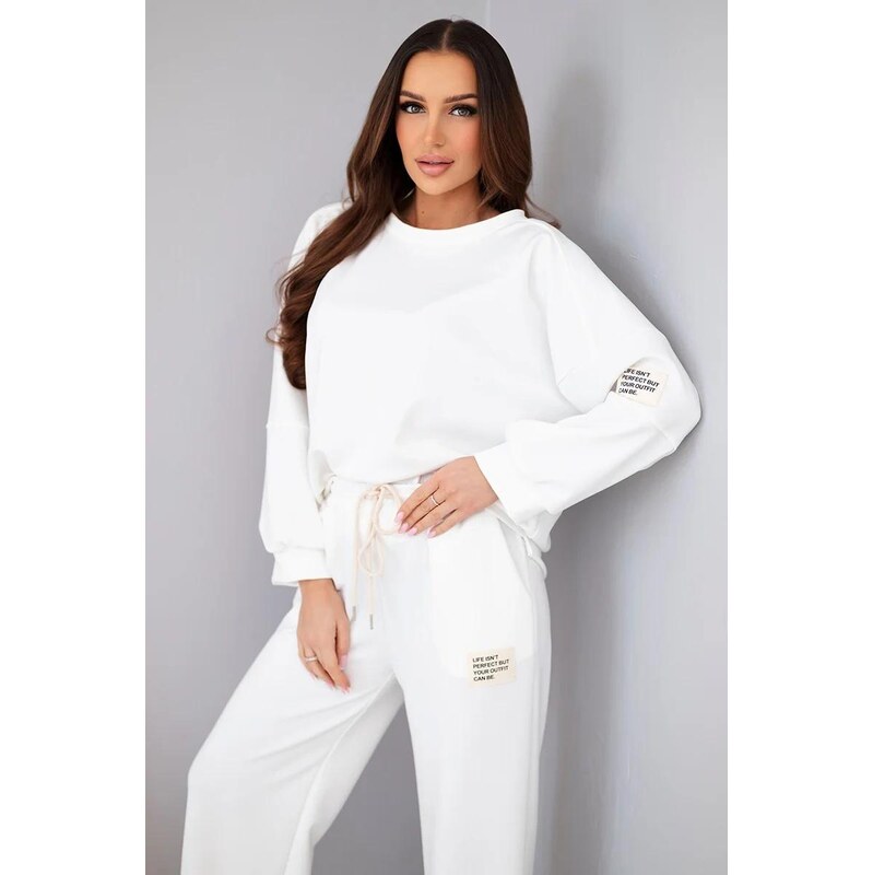 MladaModa Tepláková súprava s nášivkou model 24899 biela 67908184