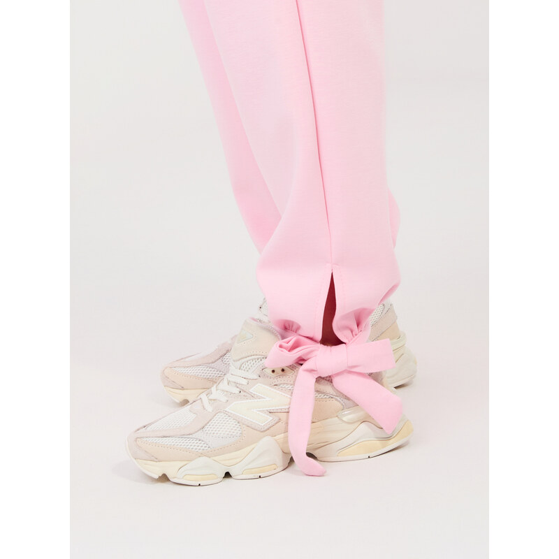 Italy Moda Svetloružové tepláky s mašľou 67313523