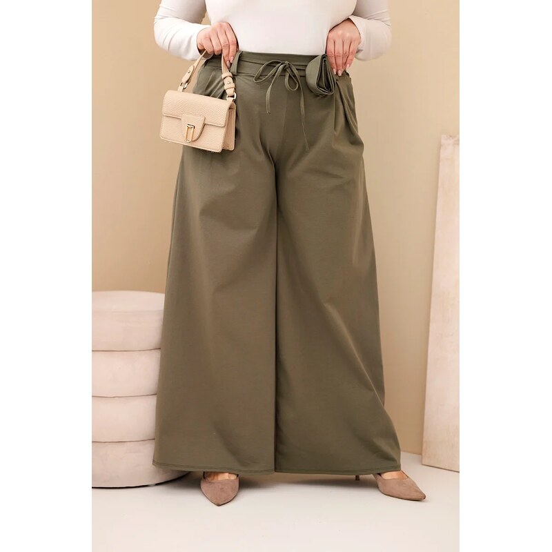 Kesi Dámske nohavice Plus Size s širokou nohavicou a ozdobou v páse 68161500