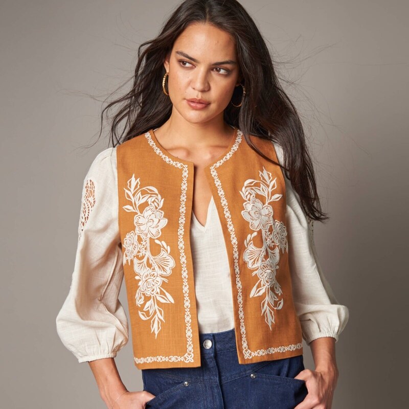 Vyšívaná vesta oriešková 054 Blancheporte 67387884