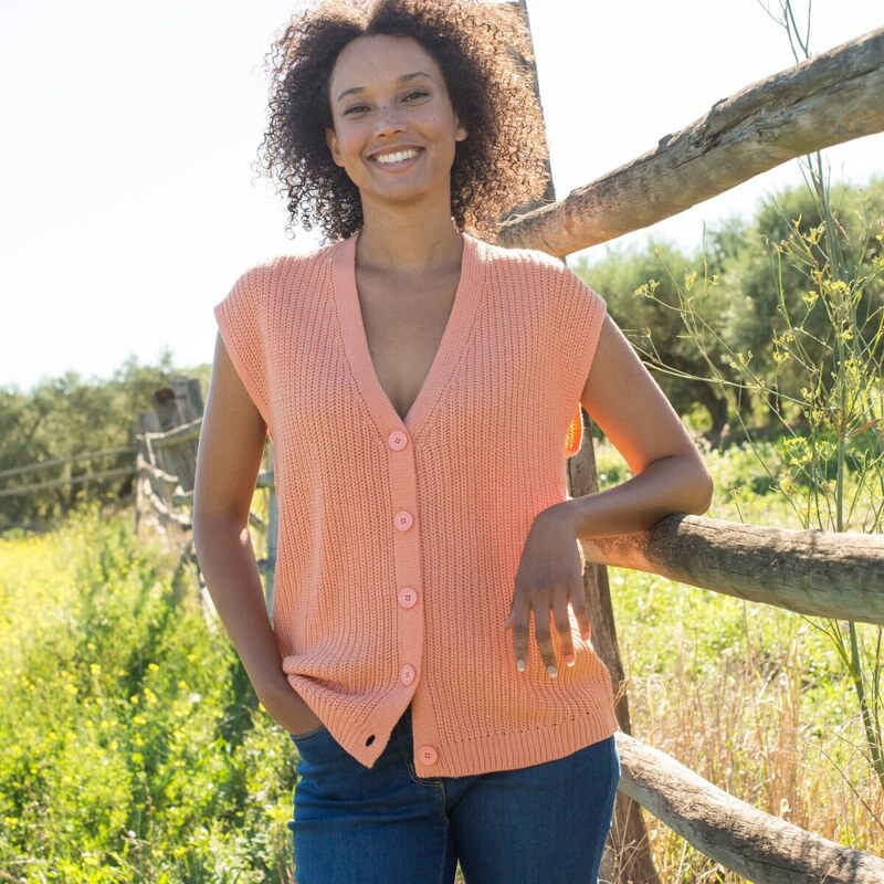 Vesta na gombíky s hladkým vzorom broskyňová 054 Blancheporte 67387980