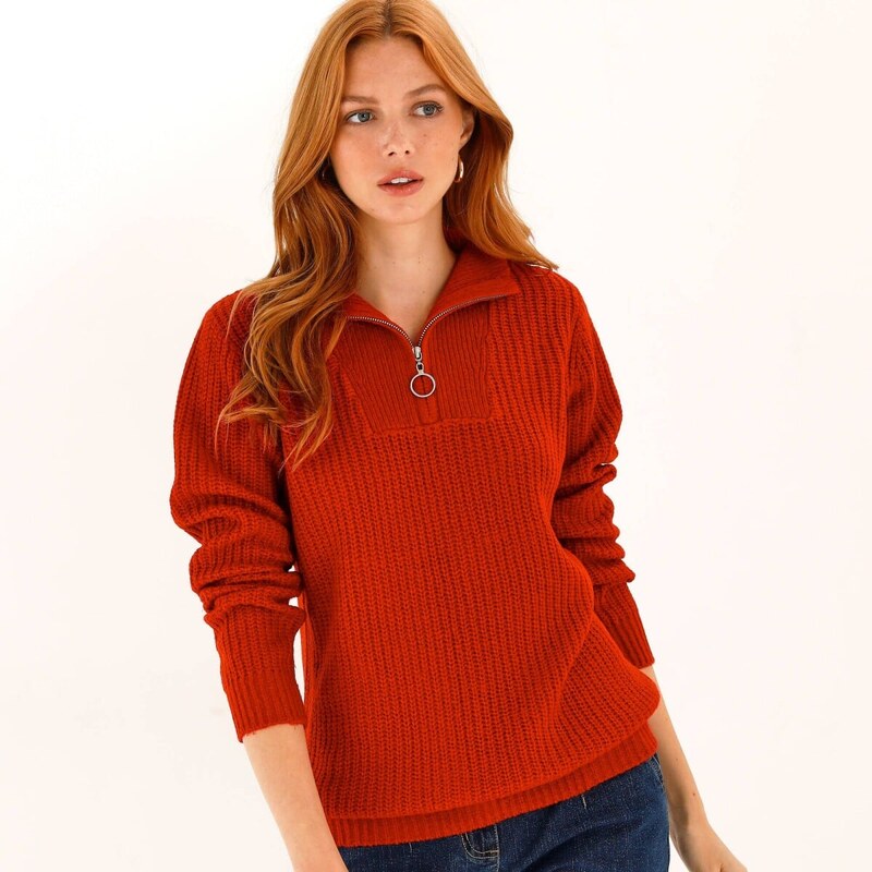 Pulóver so stojačikom na zips a hladkým vzorom červená 054 67387808