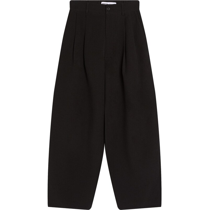 Bershka Plisované nohavice čierna 67400279