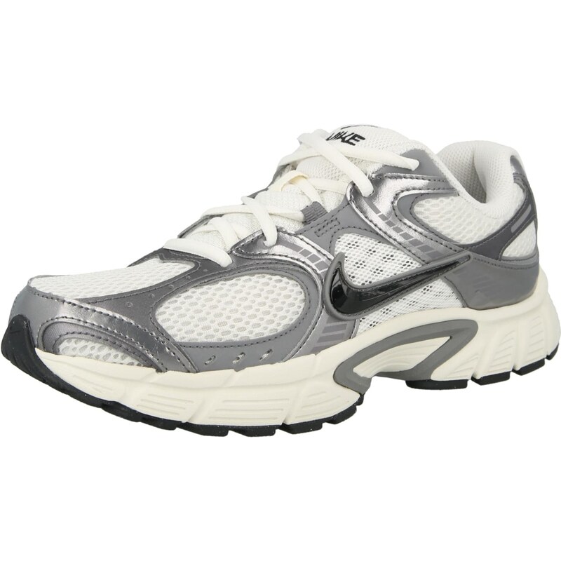 Nike Sportswear Nízke tenisky V5 RNR sivá / čierna / strieborná / 67400338