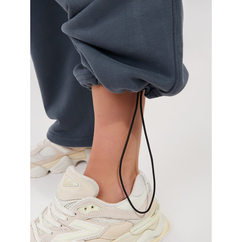 Factory Price Dámske tepláky v grafitovej farbe 67428174