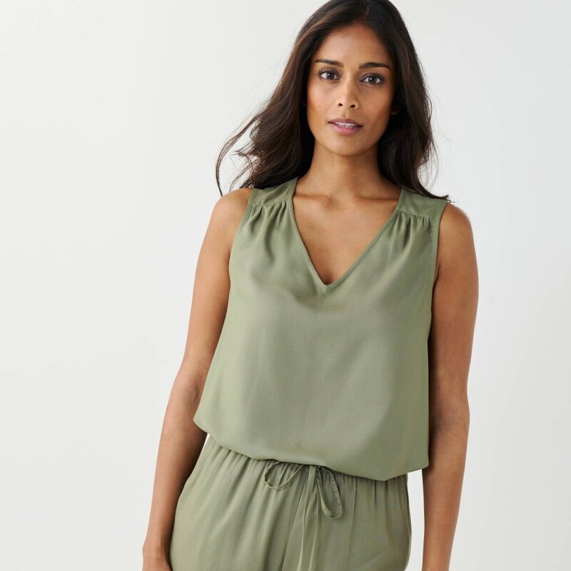 Jednofarebný top s výstrihom do V khaki 054 Blancheporte 67436077