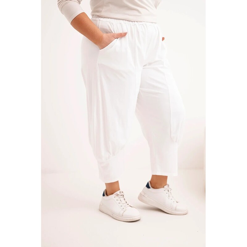 Kesi Dámske nohavice Plus Size s nízkym sedom a gumou v páse 68161516