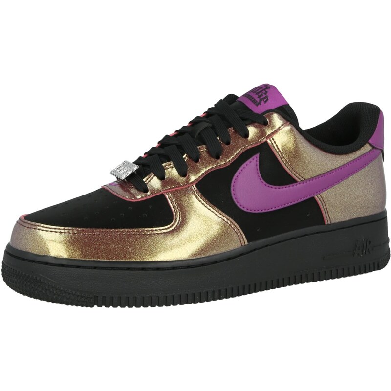Nike Sportswear Nízke tenisky Air Force 1 07 LV8 zlatá / fialová / 67552571