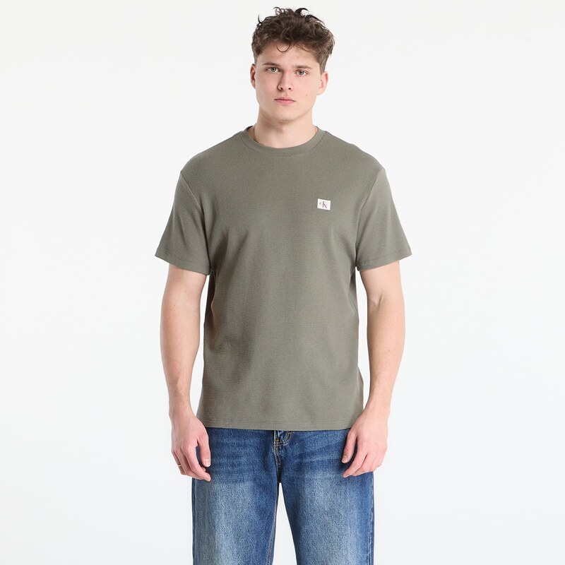 Tričko Calvin Klein Jeans Ss Waffle Woven Label Crewnk Tee Dusty Olive 67554363