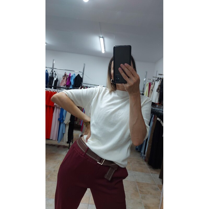 Krémový elegantný dámsky pulóver Wanda 65212453